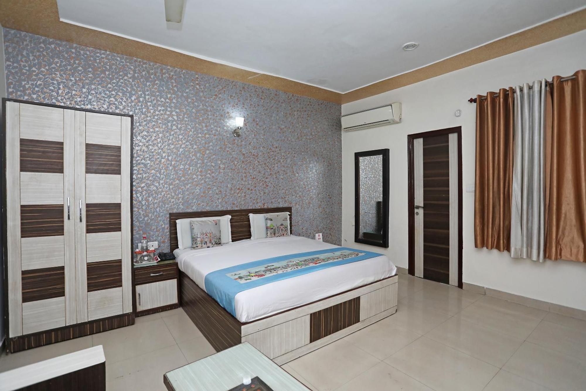 OYO 11005 Hotel Shanti Palace Agra  Esterno foto